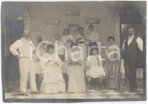 1910 ca ITALIA (?) L'ora del the TEA TIME Ritratto di famiglia - Foto anonima