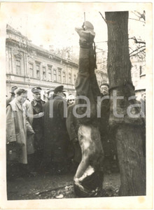 1956 BUDAPEST Hungarian Revolution - Body of a member of the secret police