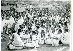 1962 CALCUTTA Guerra sino-indiana - Donne indiane durante protesta silenziosa