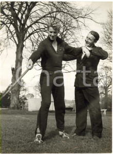 1957 STREET Millfield School - Nicholas HEAD training with Mike REILLY *Photo