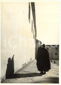 1960 ca FIRENZE Chiesa di San Salvatore al Monte - Frate indica l'edificio *Foto