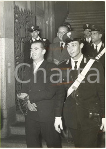 1953 NOVARA - Omicidio maggiore William HOLOHAN - Imputati lasciano l'aula *Foto