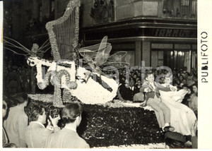 1953 SORRENTO Corso dei fiori - Sfilata del carro "La danza delle libellule"