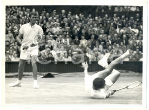 Fotografia d epoca originale 1956 WIMBLEDON Centre Court  Nicola PIETRANGELI Orlando SIROLA in doubles match 1