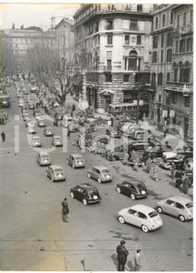 1955 ROMA Via Vittorio Veneto - Sfilata promozionale per la nuova FIAT 600 *Foto