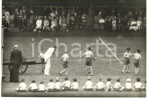 1957 LONDON CHELSEA - PRINCE CHARLES of Wales during his school sports *Photo