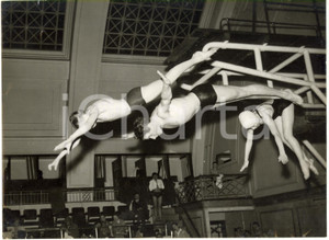 1957 LONDON Marshall Street Baths - RUOSS brothers make a concerted dive *Photo