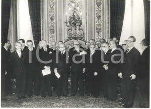 1962 ROMA QUIRINALE - Giovanni GRONCHI riceve i ministri del GOVERNO FANFANI IV