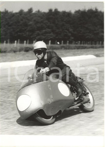 1954 MONZA GP delle Nazioni - Ken KAVANAGH su MOTO GUZZI 500 durante le prove