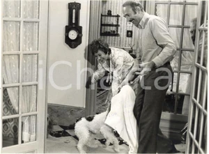 Fotografia d epoca originale 1976 CINEMA Cours aprÃ¨s moi que je t attrape Annie GIRARDOT JeanPierre MARIELLE 1