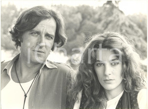 1977 L'INSEGUITORE Claudio CASSINELLI Stefania CASINI sul set sceneggiato RAI