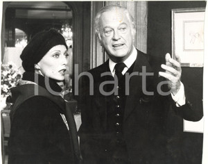 Fotografia d epoca originale 1975 ca CINEMA  Curd JÃœRGENS sul set di un film  Ritratto dell attore Foto 1