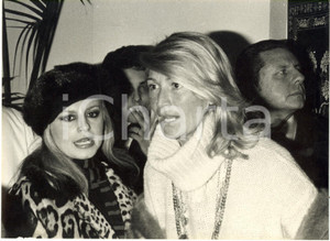 1975 ca ITALIA COSTUME - Marta MARZOTTO a un party - Ritratto *Foto 19x14 cm