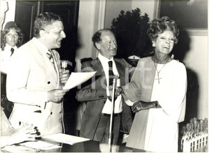 Fotografia d epoca originale 1977 ROMA CAMPIDOGLIO  Attrice Silvana PAMPANINI riceve PREMIO SIMPATIA Foto 1