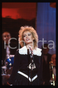 35mm vintage slide* 1980ca ITALIA MUSICA Tiziana RIVALE durante concerto (2)