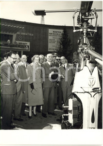 1958 MILANO FIERA - Presentazione HILLER XROE-1 elicottero più piccolo del mondo
