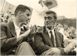 1957 MILANO Coppa Davis TENNIS - Sven DAVIDSON e Orlando SIROLA sugli spalti