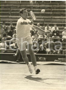 1960 WIMBLEDON Davis Cup - Nicola PIETRANGELI plays semi-final vs Bobby WILSON 