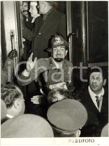1954 UDINE - Arrivo del Tenente medico Enrico REGINATO ex-prigioniero in URSS