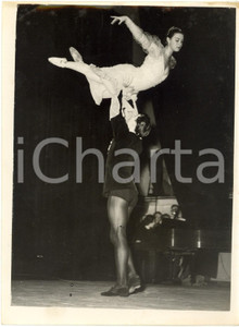 1954 WALTHAMSTOW (UK) BALLET - Natalia FILIPPOVA and Stanislav VLADOV *Photo