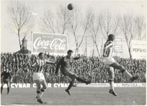 1962 MONZA CALCIO - SIMMENTHAL MONZA vs GENOA 0-2 - Azione di Mario PANTALEONI