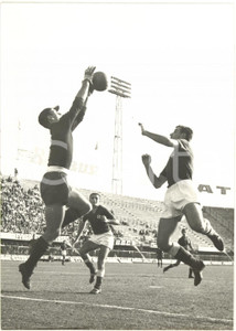 1962 CALCIO FIORENTINA vs GENOA - Uscita di Mario DA POZZO su Francesco CANELLA