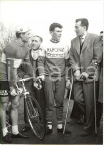 1962 CYCLISME PARIS-NICE - Louison BOBET et Joseph VELLY au départ de la course