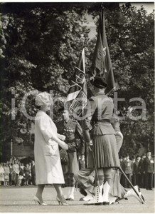 1959 LONDON - Queen Mother presents new colours to the LONDON SCOTTISH regiment