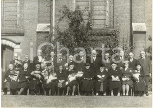 1960 NEUVILLE-EN-FERRAIN - 14 couples célèbrent leur anniversaire de mariage