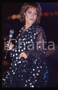 Fotografia d epoca originale 35mm vintage slide 2000 ca COSTUME Simona VENTURA Ritratto conduttrice 23 1