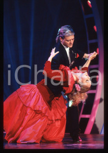 35mm vintage slide*1989 RAI 2 IMPROVVISANDO Ursula ANDRESS Marcello STRAMACCI 16