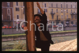 35mm vintage slide*1991 MILANO Nicola DI PINTO sul set de IL COMMISSARIO CORSO