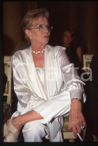 35mm vintage slide* 1996 COSTUME Delia SCALA Ritratto con sigaretta 7