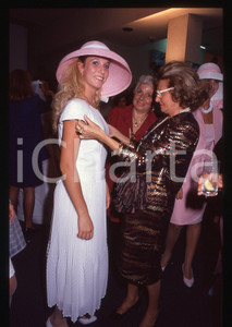 35mm vintage slide*1990ca MODA La stilista Wanda ROVEDA con Isabella SEGHEZZI 1