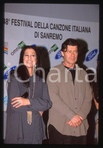 35mm vintage slide* 1995 SANREMO Robbie ROBERTSON Rita COOLIDGE Ritratto (3)