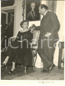 1953 NAPOLI Ingrid BERGMAN e Roberto ROSSELLINI a Palazzo CASTELMOLA - Foto