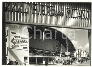 1957 MILANO - FIERA CAMPIONARIA Scorcio panoramico - Bruciatori di nafta RIELLO