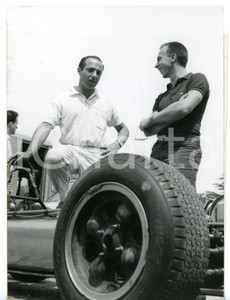 1966 AUTODROMO DI MONZA Oscar "Cacho" FANGIO con Antonio ASCARI *Foto 13x18 cm