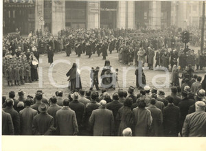 1956 MILANO Funerali Don Carlo GNOCCHI - I mutilatini in corteo *Foto 18x13 cm