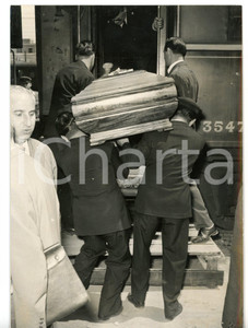 1956 ROMA Funerali di Paolo CAPPA - Trasporto della salma sul treno *Foto 13x18