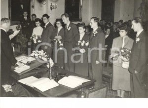 1956 ZEIST (OLANDA) Nozze per 4 coppie di profughi ungheresi *Foto 18x13 cm