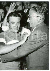 1956 LEGNANO - CICLISMO COPPA BERNOCCHI Giorgio ALBANI vincitore *Foto 13x18 cm
