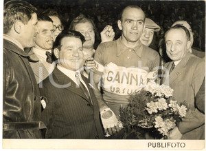 1953 CICLISMO Giro del Piemonte - Vincitore Fiorenzo MAGNI all'arrivo *Foto