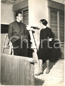 1959 VILLANOVA / FORLI' Ercole BALDINI visita la nuova casa con Wanda Beccari