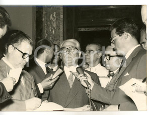 1958 ROMA Presidente Giovanni GRONCHI in conferenza stampa *Foto 18x13 cm