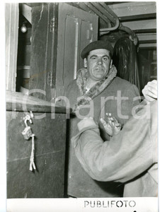 1953 GENOVA Capitano dragamine RIFF ROCK accusato di contrabbando *Foto 13x18 cm