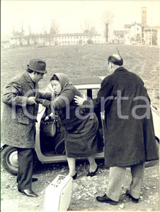 1965 CINEMA MILANO Film "Una moglie americana" - Scena sul set - Foto 18x24