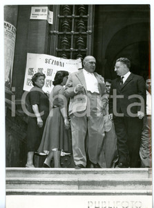 1955 ca ELEZIONI A NAPOLI Giovanni LEONE al seggio elettorale *Foto 13x18 cm