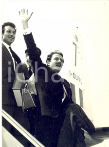 1959 ROMA Domenico MODUGNO al ritorno dalla tournée in Sud America *Foto
