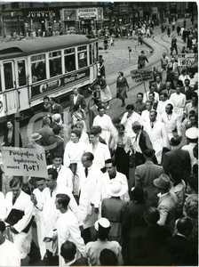 1953 FRANKFURT Medical students demonstrating against the approbation order
